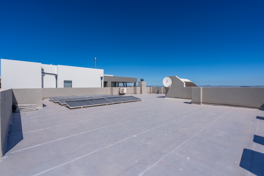 5 Bedroom Property for Sale in Waterfront Western Cape